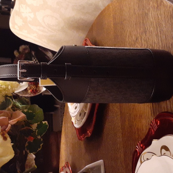 MICHAEL KORS BLACK MULTI WINE BOTTLE HOLDER NEW - Picture 6 of 13